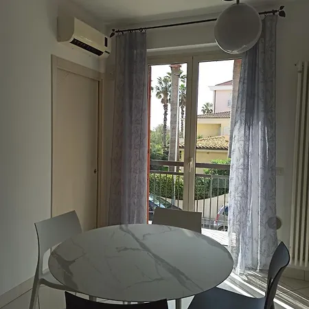 Apartment Houseofsun *
