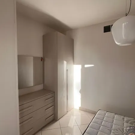 Houseofsun Apartment